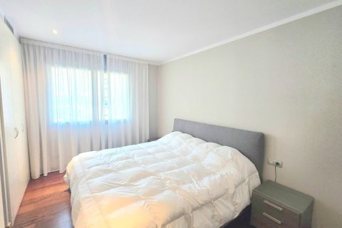 Apartamento de 3 dormitorios en venta en Principado De Andorra (Ninguna Poblacion Tiene C.P.), Lérida, Cataluña, Spain № 7755 - foto 21