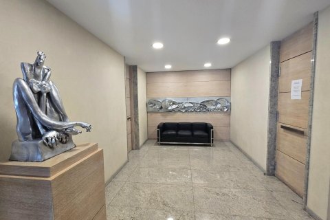 Apartamento de 3 dormitorios en venta en Principado De Andorra (Ninguna Poblacion Tiene C.P.), Lérida, Cataluña, Spain № 7755 - foto 6