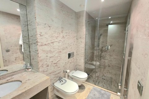Apartamento de 3 dormitorios en venta en Principado De Andorra (Ninguna Poblacion Tiene C.P.), Lérida, Cataluña, Spain № 7755 - foto 10