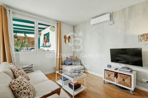 Apartamento de 1 dormitorio en venta en Barcelona, Cataluña, Spain № 7758 - foto 24
