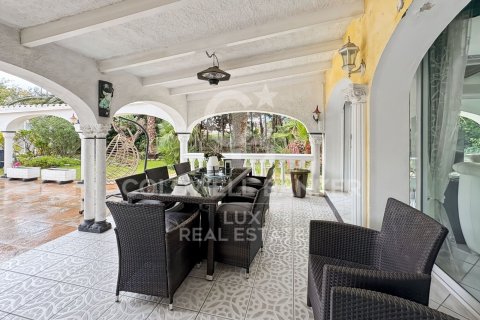 Villa de 7 dormitorios en venta en Empuriabrava, Gerona, Cataluña, Spain № 7759 - foto 23