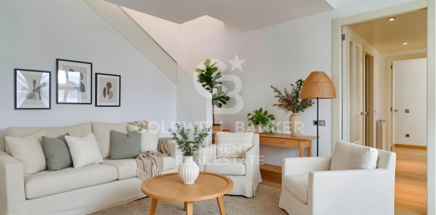 Ático de 3 dormitorios en venta en Barcelona, Cataluña, Spain № 7760