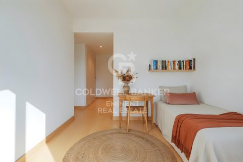 Ático de 3 dormitorios en venta en Barcelona, Cataluña, Spain № 7760 - foto 17