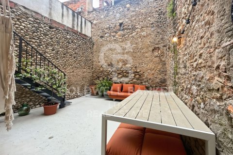 Dúplex de 3 dormitorios en venta en Girona, Gerona, Cataluña, Spain № 7757