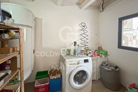 Dúplex de 3 dormitorios en venta en Girona, Gerona, Cataluña, Spain № 7757 - foto 8