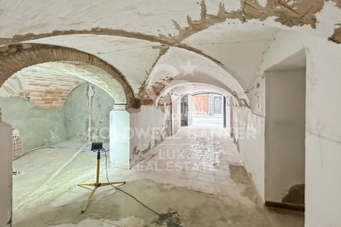 Dúplex de 3 dormitorios en venta en Girona, Gerona, Cataluña, Spain № 7757 - foto 6