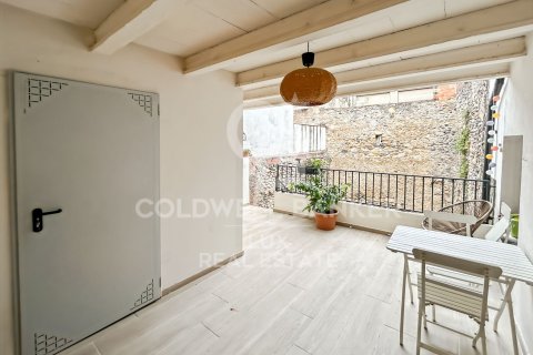 Dúplex de 3 dormitorios en venta en Girona, Gerona, Cataluña, Spain № 7757 - foto 12