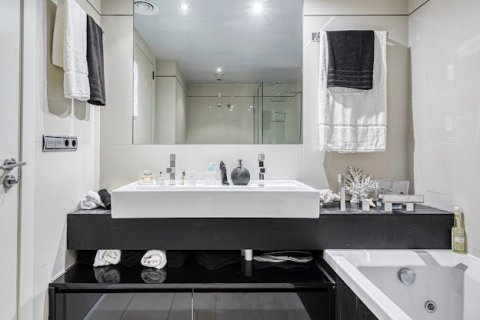 Apartamento de 3 dormitorios en venta en Diagonal Mar, Barcelona, Cataluña, Spain № 1165 - foto 21