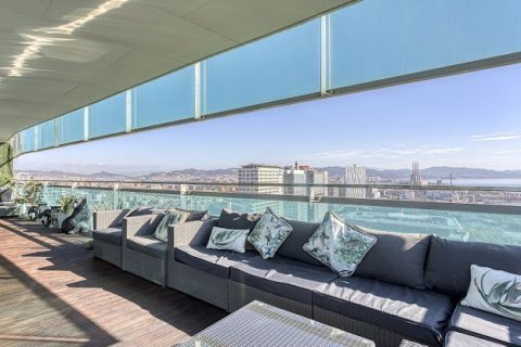 Apartamento de 3 dormitorios en venta en Diagonal Mar, Barcelona, Cataluña, Spain № 1165 - foto 8