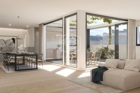 Apartamento en venta en Barcelona, Cataluña, Spain № 1030 - foto 3