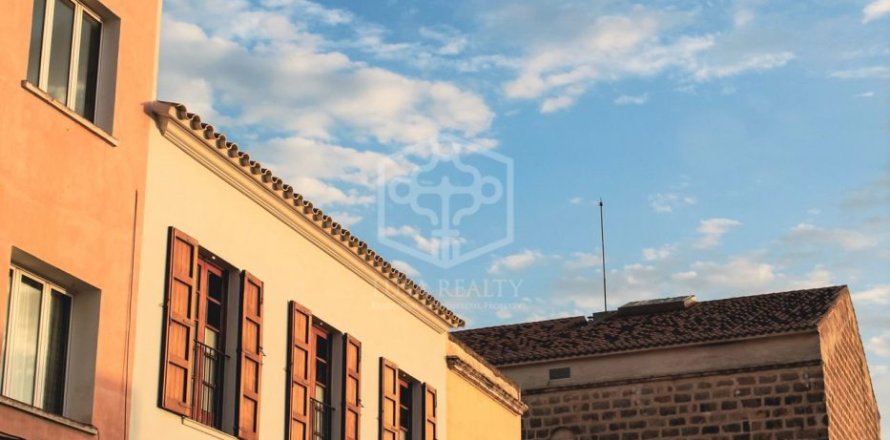 Propiedad comercial de 204 m² en venta en Barcelona, Cataluña, Spain № 1027