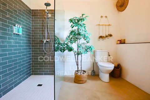 Сasa de 12 dormitorios en venta en Girona, Gerona, Cataluña, Spain № 5918 - foto 21