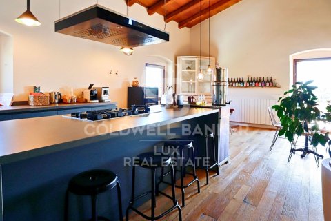 Сasa de 12 dormitorios en venta en Girona, Gerona, Cataluña, Spain № 5918 - foto 7
