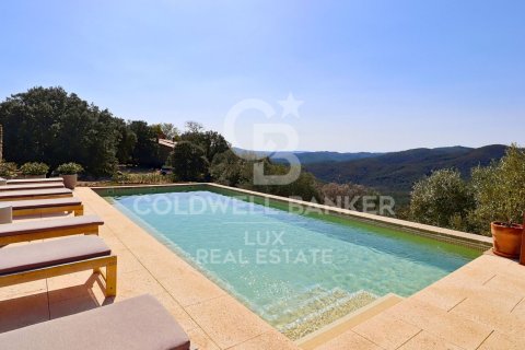 Сasa de 12 dormitorios en venta en Girona, Gerona, Cataluña, Spain № 5918 - foto 11