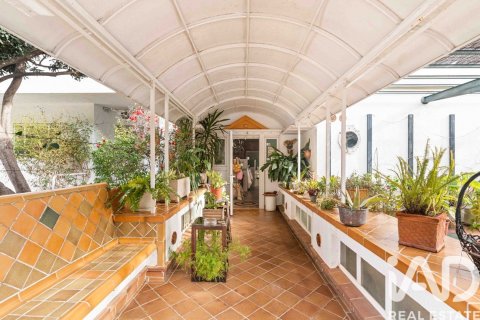 Propiedad comercial de 317 m² en venta en Sant Pol de Mar, Barcelona, Cataluña, Spain № 4693 - foto 17
