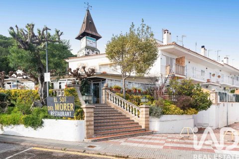 Propiedad comercial de 317 m² en venta en Sant Pol de Mar, Barcelona, Cataluña, Spain № 4693 - foto 15
