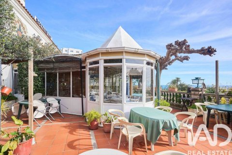Propiedad comercial de 317 m² en venta en Sant Pol de Mar, Barcelona, Cataluña, Spain № 4693 - foto 8