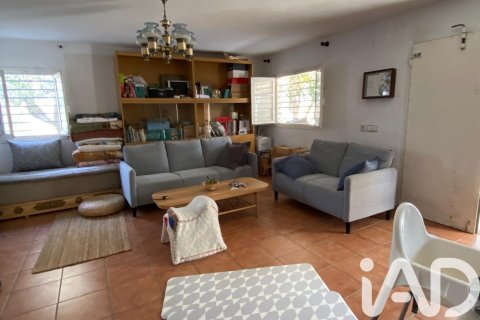 Сasa de 5 dormitorios en venta en Sentmenat, Barcelona, Cataluña, Spain № 4691 - foto 3