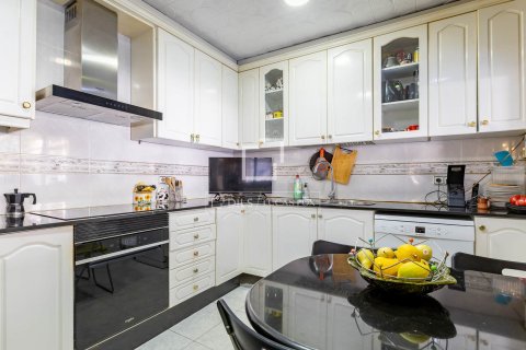 5 bedrooms villa for sale in Castelldefels, Barcelona, Catalonia, Spain № 4098 - photo 6