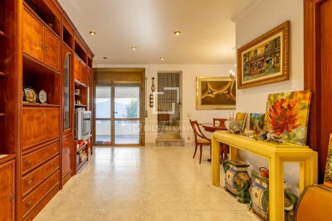 5 bedrooms villa for sale in Castelldefels, Barcelona, Catalonia, Spain № 4098 - photo 9