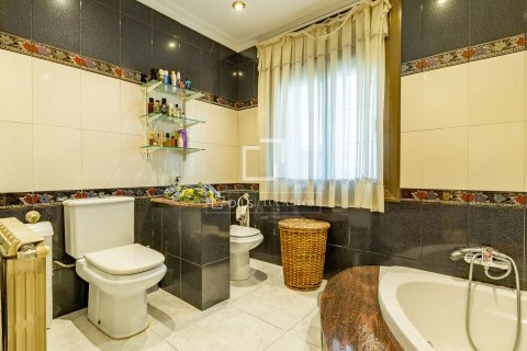 5 bedrooms villa for sale in Castelldefels, Barcelona, Catalonia, Spain № 4098 - photo 19