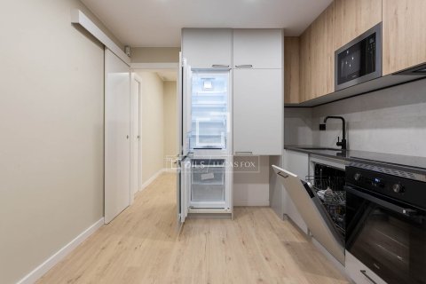 Купить квартиру в Барселона, Испания с 3 спальни, 63м², № 4097 - фото 23