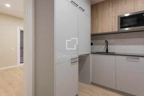Купить квартиру в Барселона, Испания с 3 спальни, 63м², № 4097 - фото 24