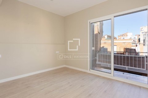 Купить квартиру в Барселона, Испания с 3 спальни, 63м², № 4097 - фото 9