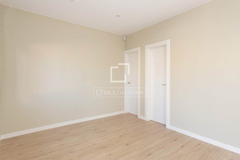 Купить квартиру в Барселона, Испания с 3 спальни, 63м², № 4097 - фото 7
