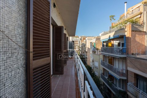 Купить квартиру в Барселона, Испания с 3 спальни, 63м², № 4097 - фото 30