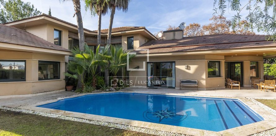 6 bedrooms villa for sale in Sitges, Barcelona, Catalonia, Spain № 4096
