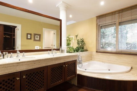 6 bedrooms villa for sale in Sitges, Barcelona, Catalonia, Spain № 4096 - photo 14