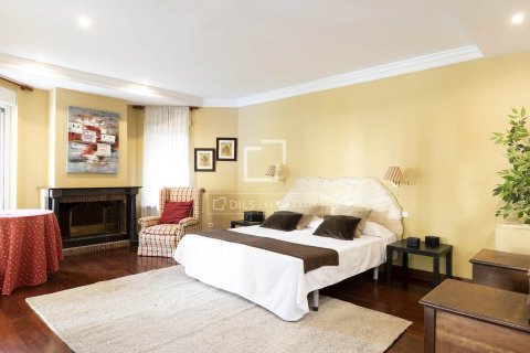 6 bedrooms villa for sale in Sitges, Barcelona, Catalonia, Spain № 4096 - photo 11