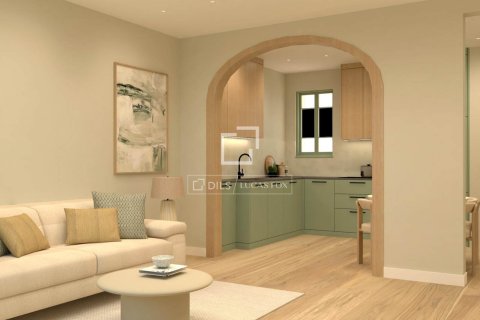 Apartamento de 4 dormitorios en venta en Barcelona, Cataluña, Spain № 4102 - foto 3
