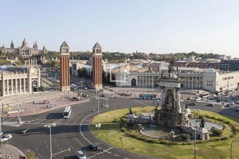 Apartamento de 4 dormitorios en venta en Barcelona, Cataluña, Spain № 4102 - foto 7