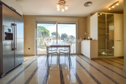 Купить дом в Льорет-де-Мар, Испания с 3 спальни, 321м², № 6744 - фото 12