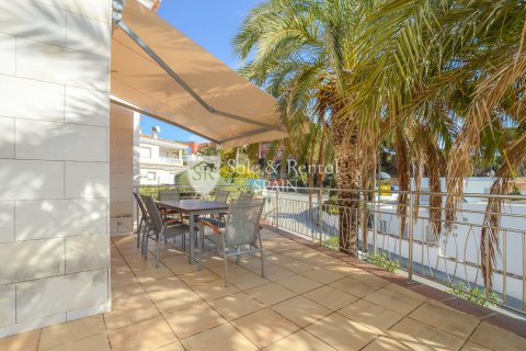 Купить дом в Льорет-де-Мар, Испания с 3 спальни, 321м², № 6744 - фото 16
