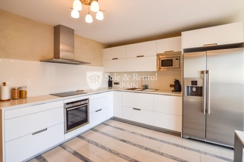 Купить дом в Льорет-де-Мар, Испания с 3 спальни, 321м², № 6744 - фото 9
