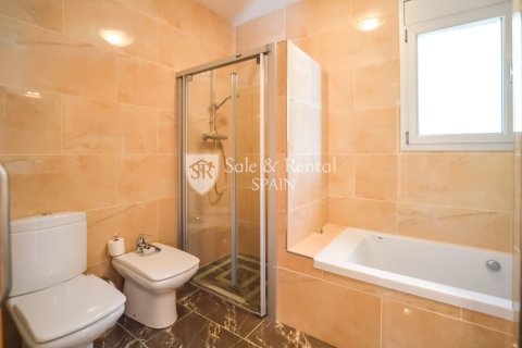 Купить дом в Льорет-де-Мар, Испания с 3 спальни, 321м², № 6744 - фото 26