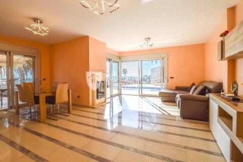 Купить дом в Льорет-де-Мар, Испания с 3 спальни, 321м², № 6744 - фото 3