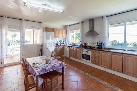 Купить дом в Льорет-де-Мар, Испания с 7 спален, 259м², № 6740 - фото 13