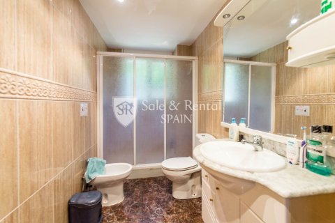 Купить дом в Льорет-де-Мар, Испания с 7 спален, 259м², № 6740 - фото 11