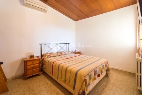 Сasa de 4 dormitorios en venta en Santa Susanna, Barcelona, Cataluña, Spain № 6745 - foto 16