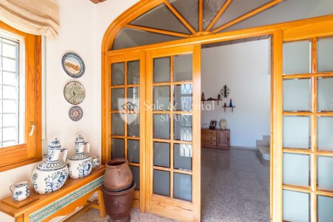 Сasa de 4 dormitorios en venta en Santa Susanna, Barcelona, Cataluña, Spain № 6746 - foto 5