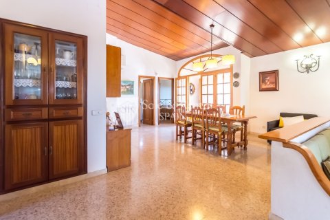Сasa de 4 dormitorios en venta en Santa Susanna, Barcelona, Cataluña, Spain № 6746 - foto 13