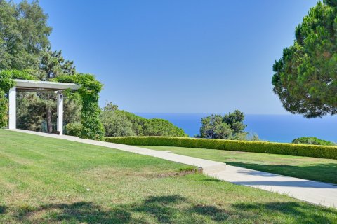 Villa de 6 dormitorios en venta en Sant Andreu de Llavaneres, Barcelona, Cataluña, Spain № 1270