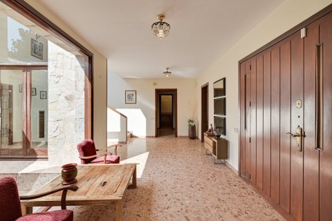 Villa de 6 dormitorios en venta en Blanes, Gerona, Cataluña, Spain № 1276 - foto 4