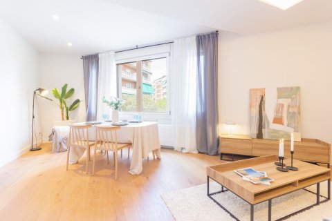 3 chambres apartment à vendre à Barcelona, Catalonia, Spain № 1272 - photo 4