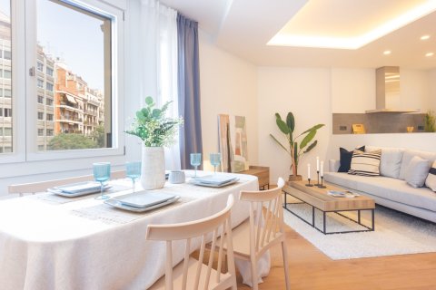 3 chambres apartment à vendre à Barcelona, Catalonia, Spain № 1272 - photo 3