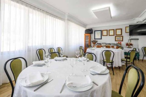 Propiedad comercial de 17 dormitorios en venta en Barcelona, Cataluña, Spain № 1274 - foto 11